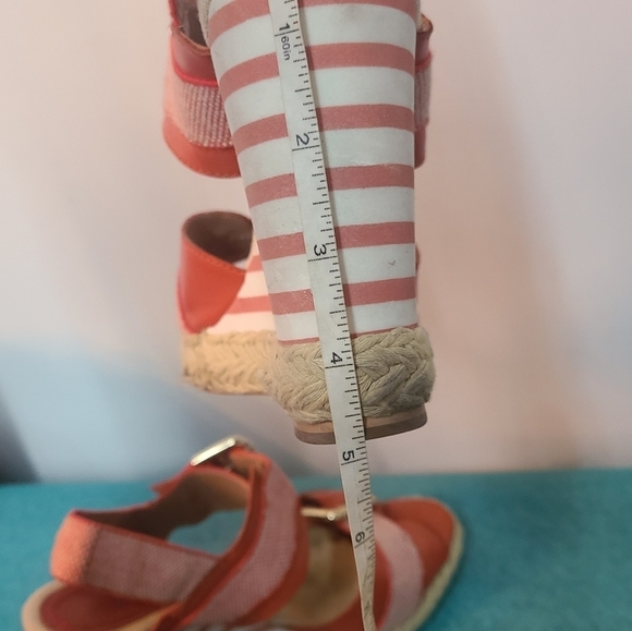 5/48 "Cathy" Open Toe Wedges - Picture 2 of 13